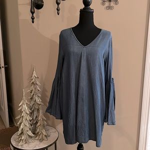 Large K lab blue Jean bell sleeve V-neck dress. Wore 1 Time